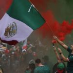 FESTEJAN EN PLAZAS DEL PAÍS PRIMER TRIUNFO DE LA SELECCIÓN
