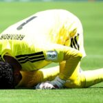 PESADILLA PARA PORTERO DE QATAR: GOLPE, AMARILLA Y GOL