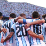 CUATRO ANTIGUOS CAMPEONES MUNDIALES CLASIFICAN A SEMIFINALES