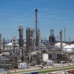 UN SIGLO TIENE DEER PARK Y MANTIENE 77% DE OPERACIÓN