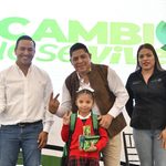 EL GOBERNADOR RICARDO GALLARDO LLEVA NUEVA UNIDAD DEPORTIVA, ALUMBRADO LED, APOYOS ESCOLARES Y GANADEROS A AHUALULCO