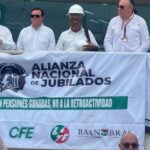 MANIFESTACIÓN DE JUBILADOS DE CFE, PEMEX Y AYD POR PENSIONES