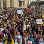 PROTESTAN MILES EN COLOMBIA CONTRA GOBIERNO