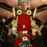 RINDEN HOMENAJE A CUAUHTÉMOC CÁRDENAS EN BELLAS ARTES