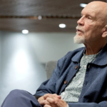 SE ENFOCA MALKOVICH EN TRABAJAR